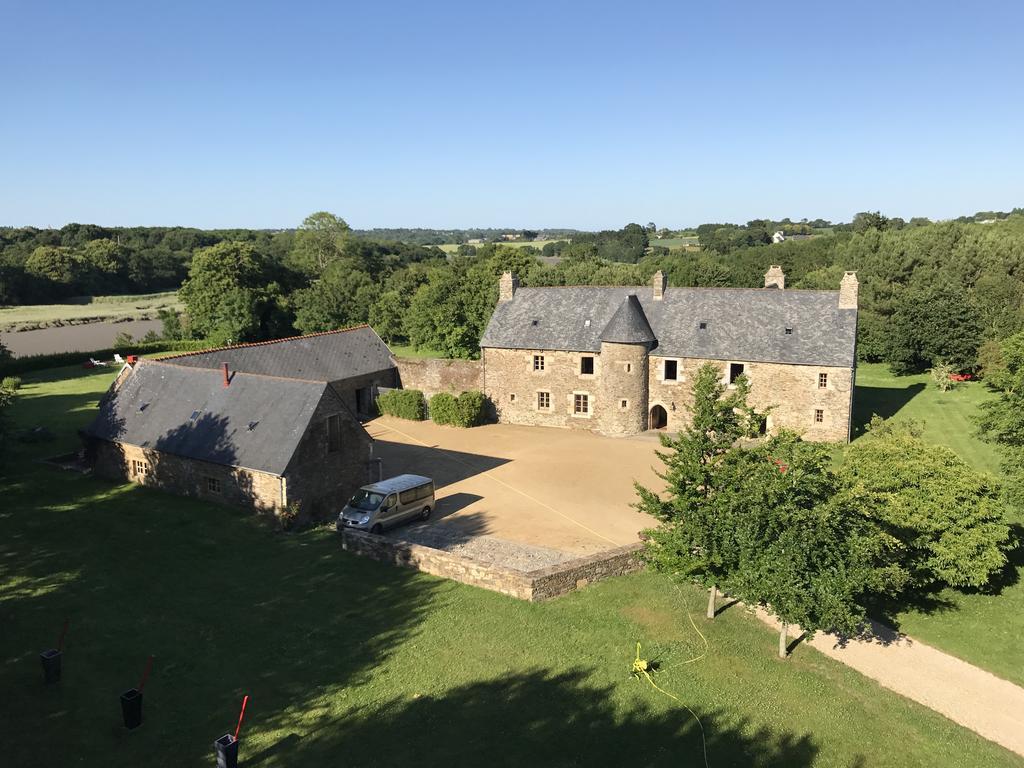 Gite Du Manoir Du Cosquer Pommerit-Jaudy Exterior photo